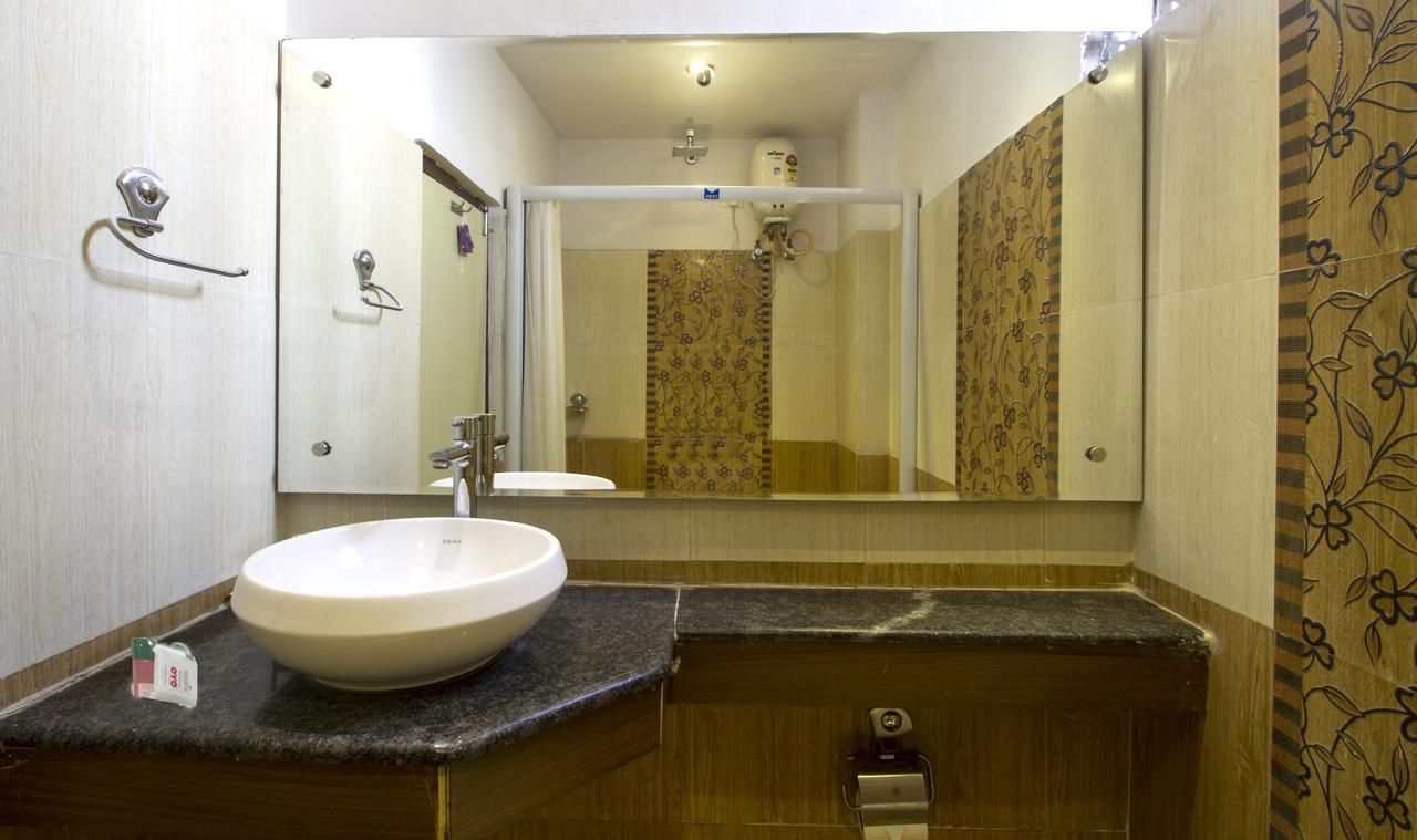 Oyo 984 Hotel Gn International Lālāguda Zewnętrze zdjęcie